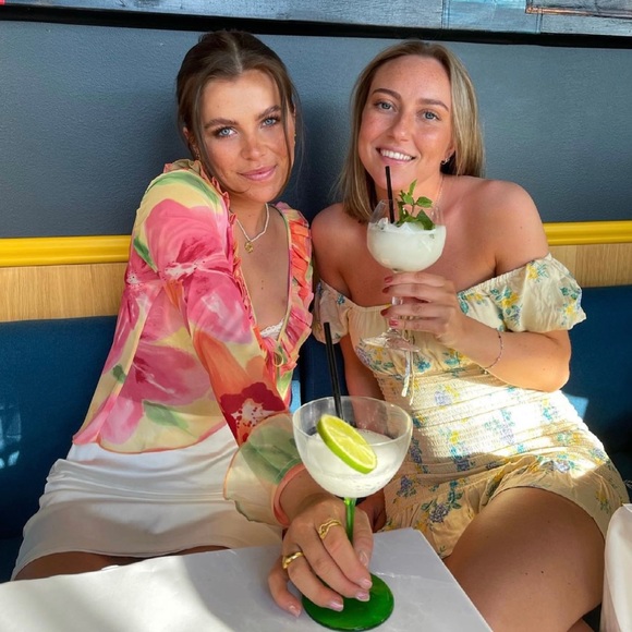 With Jean Fifi Ruffle Blouse - Picture 4 of 16